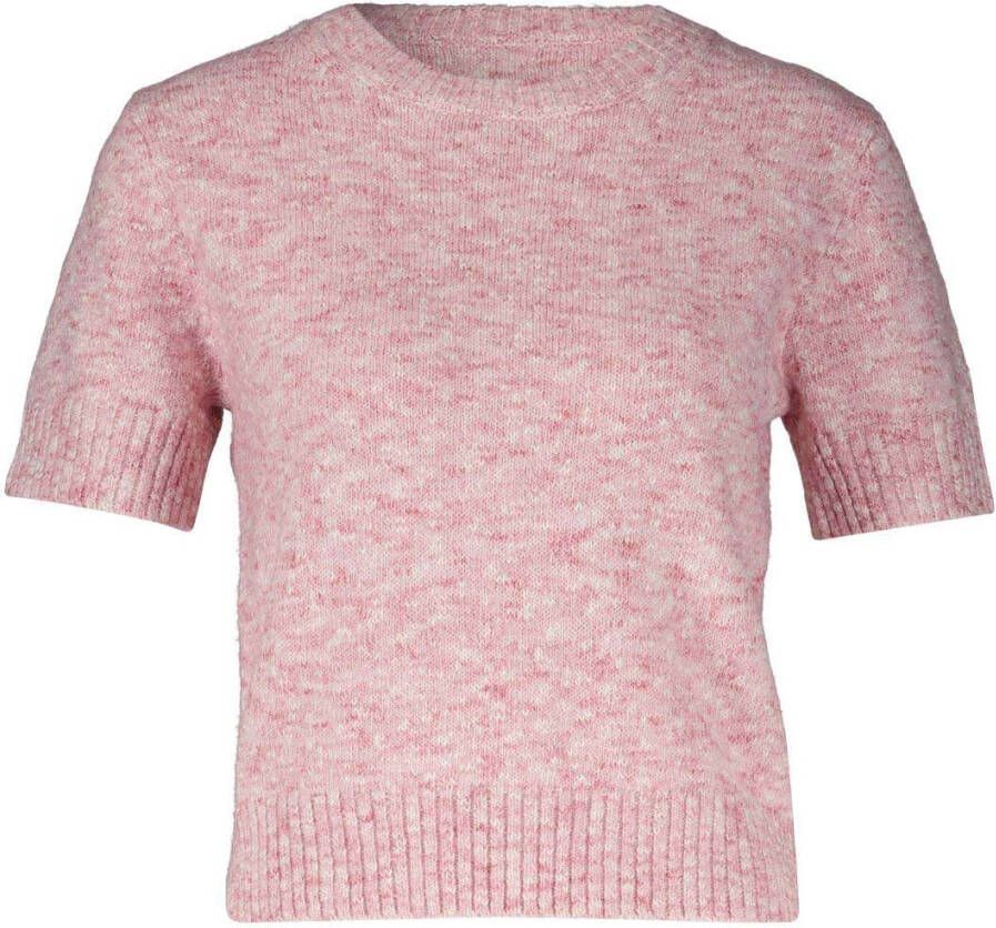 Nike sportswear essential t shirt