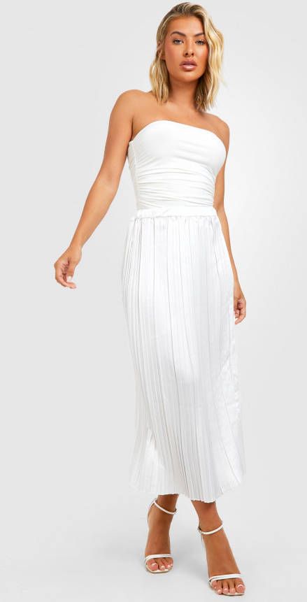 boohoo Geplooide Satijnen Midaxi Rok, Ivory