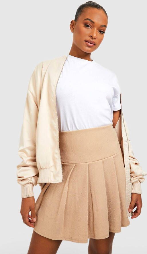 boohoo Tall Geplooide Mini Tennis Rok, Stone