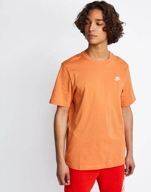 Nike Club Shortsleeve Tee Heren T Shirts Orange 100% Katoen