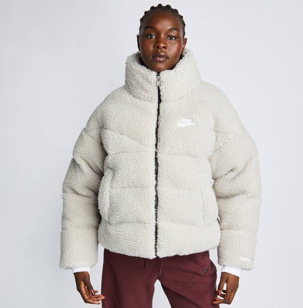 Nike Essentials Dames Jackets