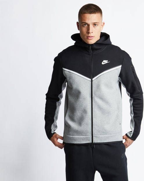 Nike Hoodies & sweatvesten Zwart Heren