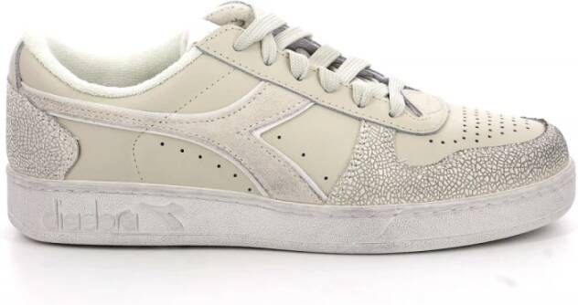Diadora Witte Lage Sneakers Magic Basket Low Icona Woman