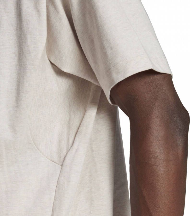 adidas Botanically Dyed T shirt(Uniseks )