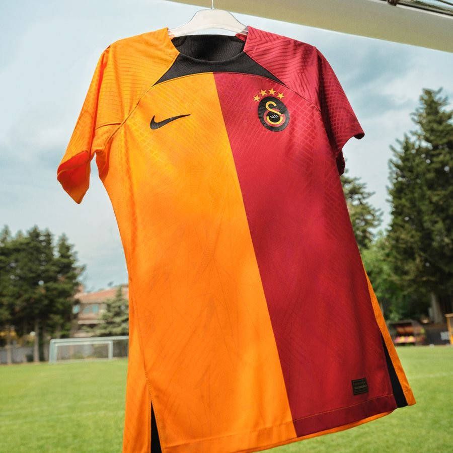 Nike Galatasaray SK 2022/23 Match Thuis Dri FIT ADV voetbalshirt voor heren Oranje