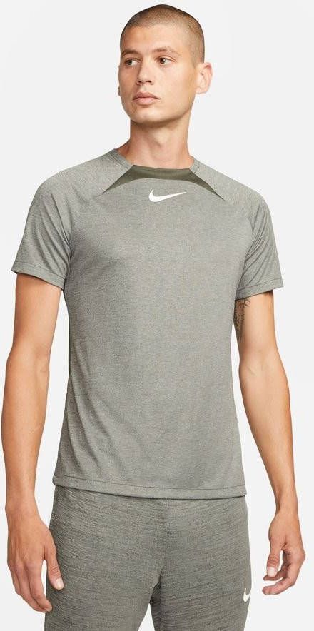 Nike Dri FIT Academy Voetbaltop met korte mouwen voor heren Bruin